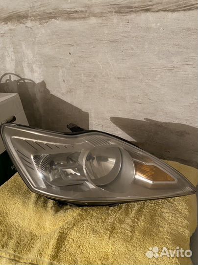 Фара правая Ford Focus 2 рестайлинг