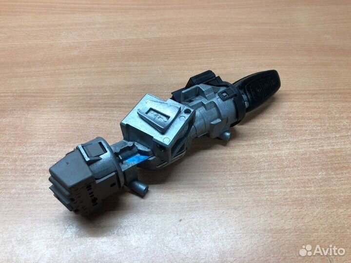 Замок зажигания Ford Focus CB8 xqda 2011