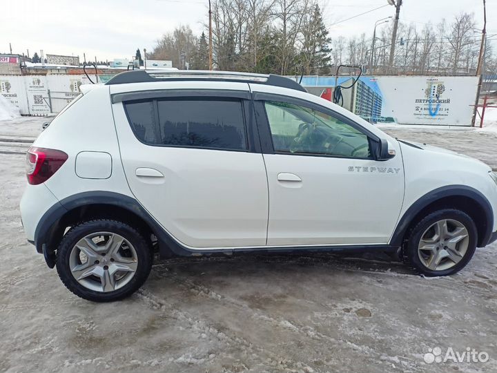 Renault Sandero Stepway 1.6 AT, 2020, 42 500 км