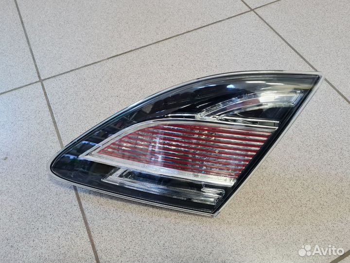 Фонарь задний внутренний правый Mazda 6