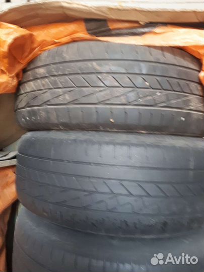 Goodyear Excellence 235/65 R17 104W