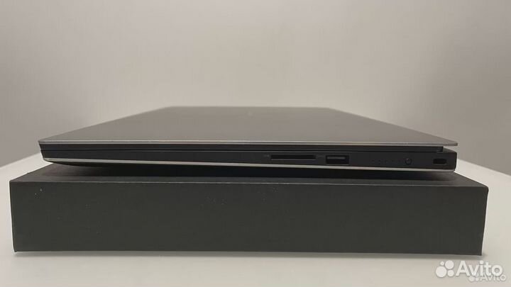 Dell xps 15 9560 i7, gtx 1050, 32gb, 512gb