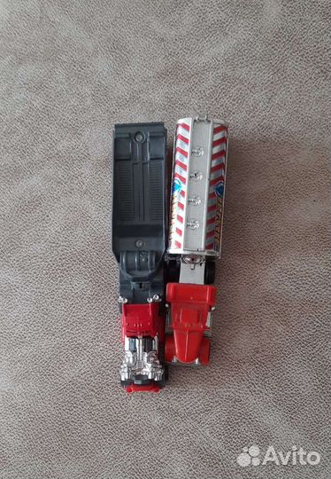 Hot wheels машинки