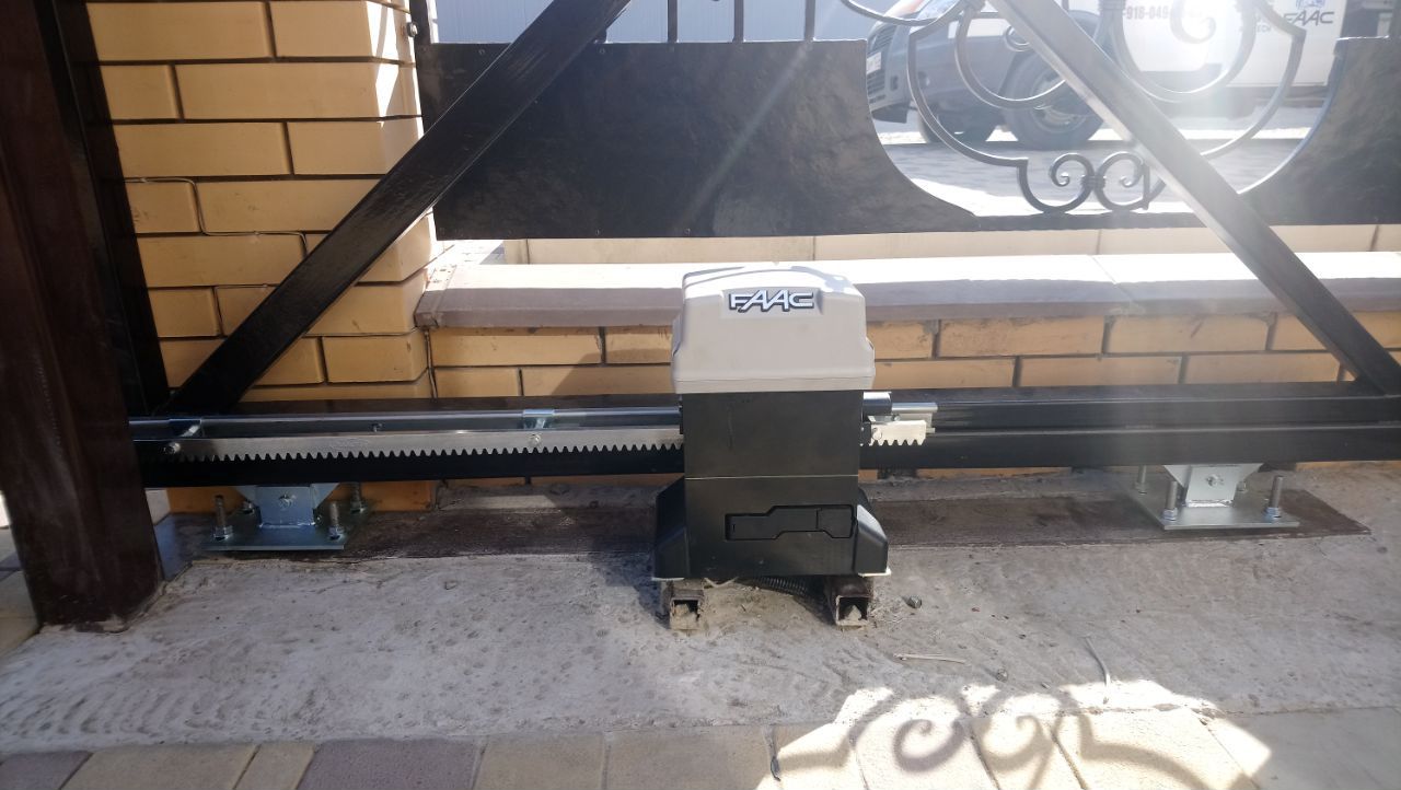 автоматика для ворот faac 740. привод фаак 741. откатных ворот faac 844. электропривод для сдвижных ворот faac 720 kit. привод откатных ворот faac.