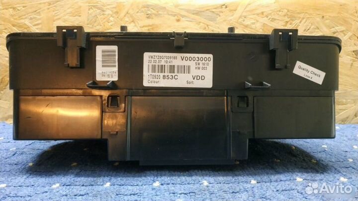 Приборная панель Volkswagen Caddy