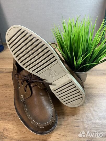 Мужские топсайдеры