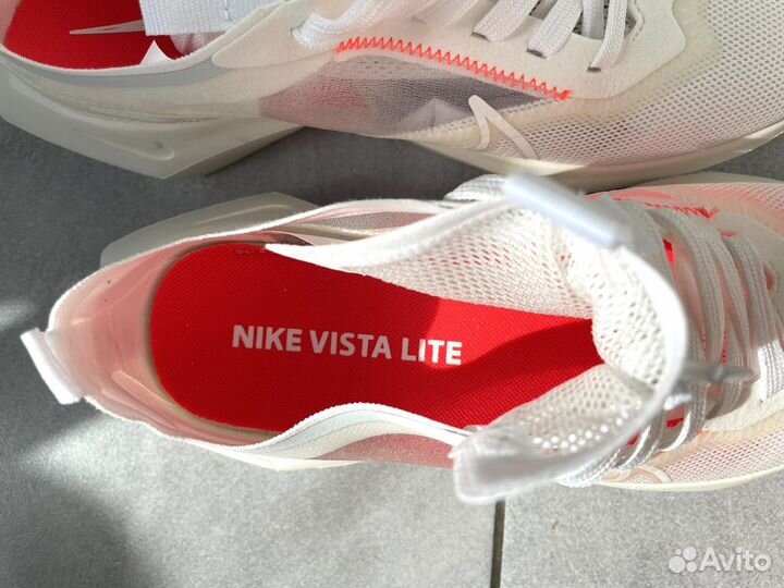 Кроссовки женские nike vista lite