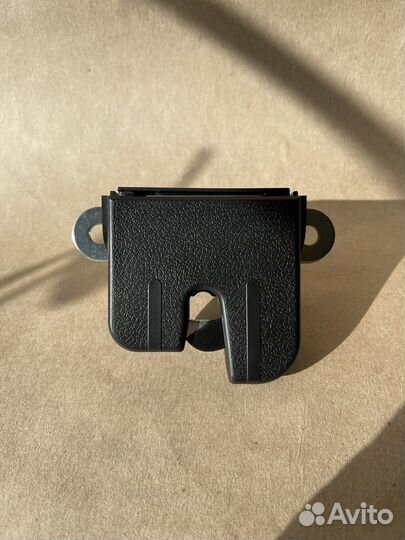 Замок багажника vw golf tiguan yeti caddy и другие