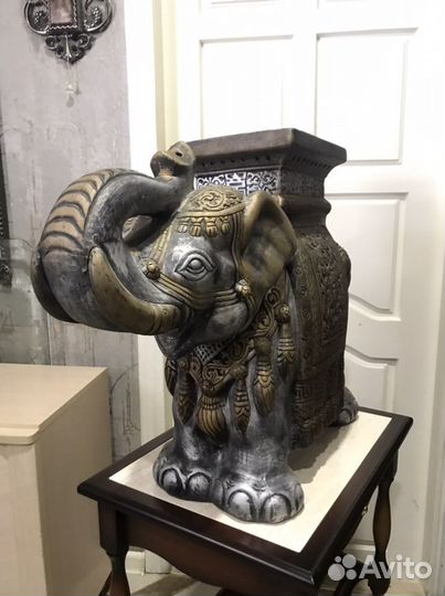 Слон подставка