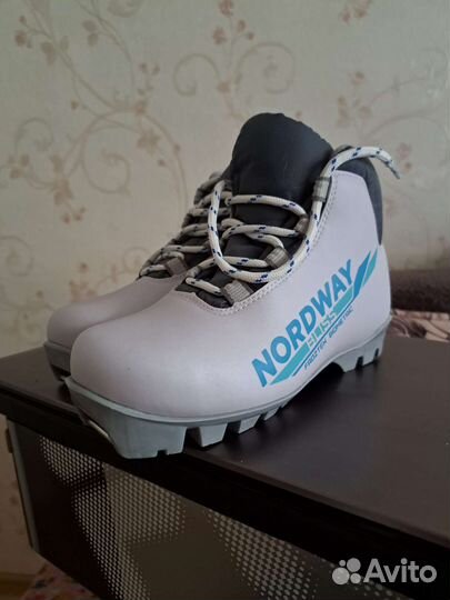 Детски лыжные ботинки