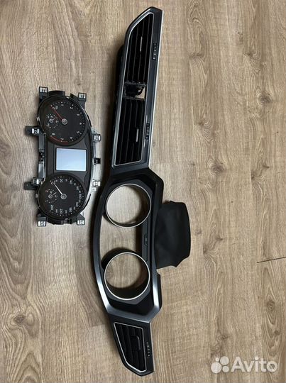 Приборная панель volkswagen tiguan