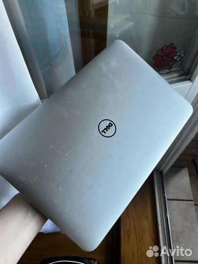 Ноутбук dell xps 13