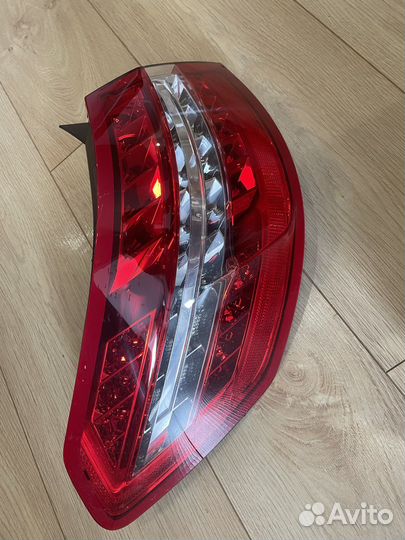 Фонарь задний w212. Комплект