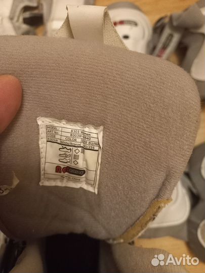 Ролики женские размер 40, в комплекте защита