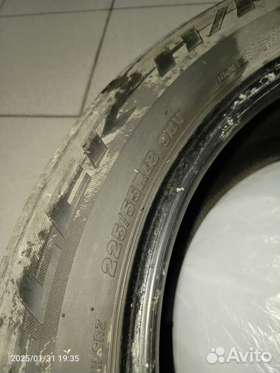 Bridgestone Dueler H/P Sport 225/55 R18 98V