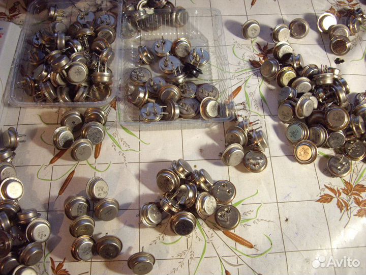 Тиристоры транзисторы симисторы.оптроны