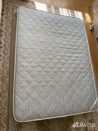 Матрас 140х190 бу