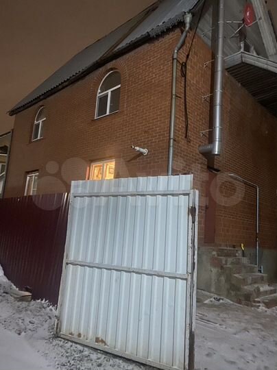 Дом 252 м² на участке 6 сот.