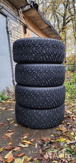 Nokian Tyres Hakkapeliitta 8 225/45 R18 и 245/40 R18