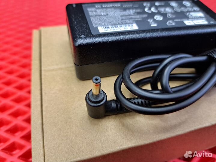 Блок питания Asus 19V/3.42A/65W (4.0х1.35)