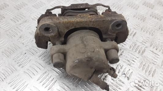 Суппорт тормозной передний правый BMW 5 E60/E61 (9