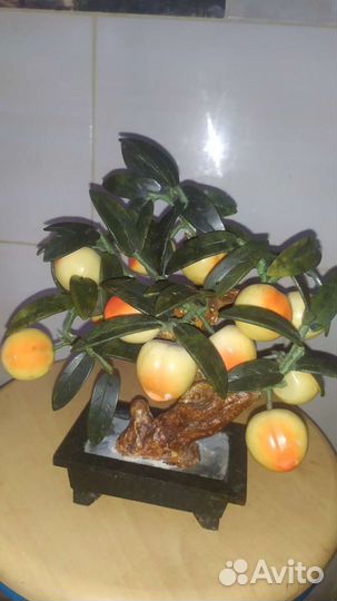 Дерево счастья, подставка и листья из нефрита