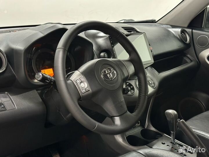 Toyota RAV4 2.0 AT, 2006, 197 000 км