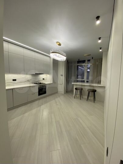 2-к. квартира, 68 м², 12/13 эт.