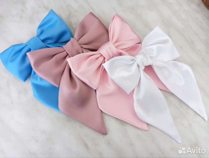 Бант на заколке