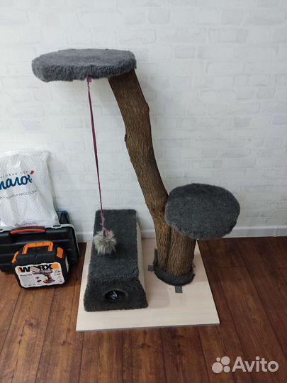 Домик для кошки с когтеточкой