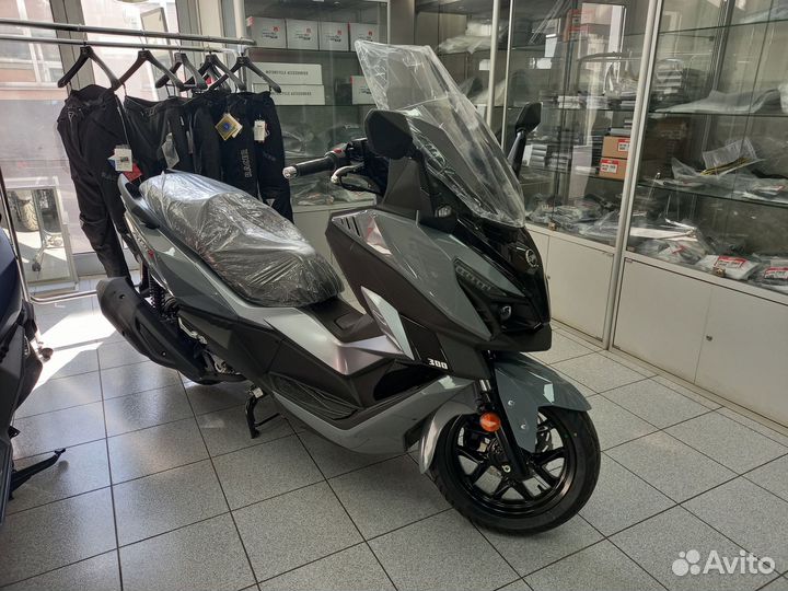 Максискутер SYM Cruisym a 300 2023