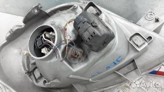 Фара левая opel vivaro (JDN25MR01)