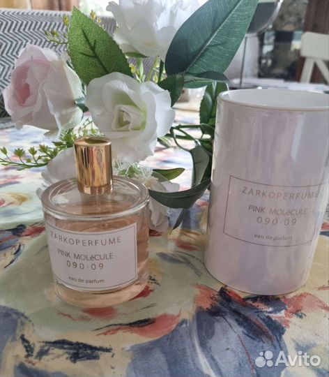 Парфюмерная вода pink molécule 090.09 zarkoperfume