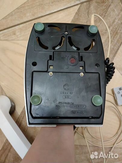 Телефон без номеронабирателя без кнопок