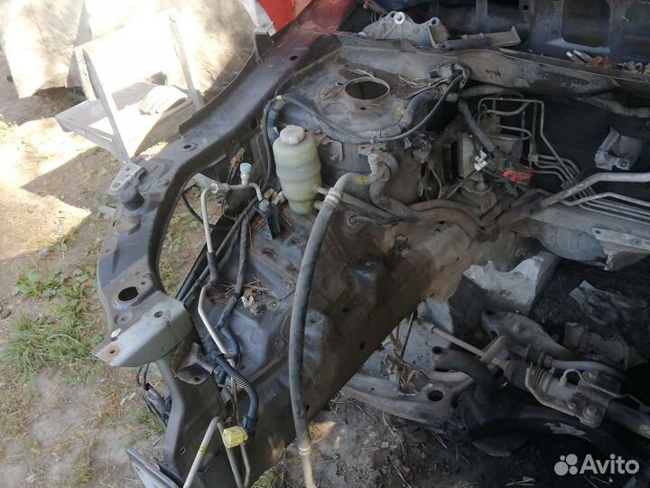 Передняя часть митсубиси аутлендер хл 2011