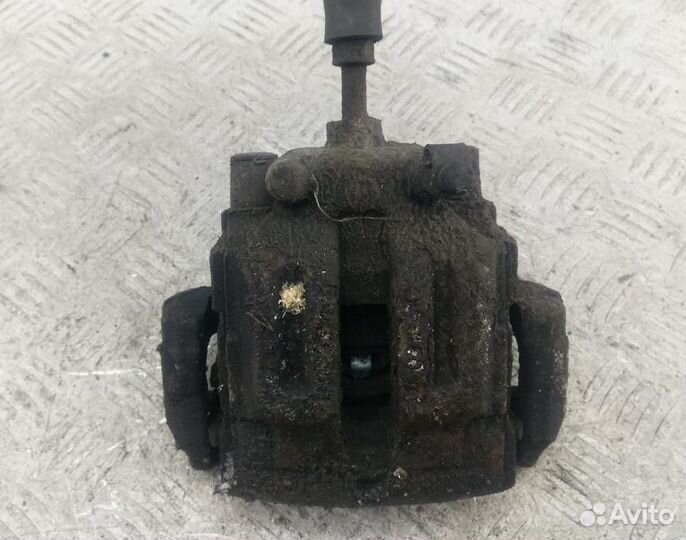 Скоба суппорта заднего BMW 1-Series