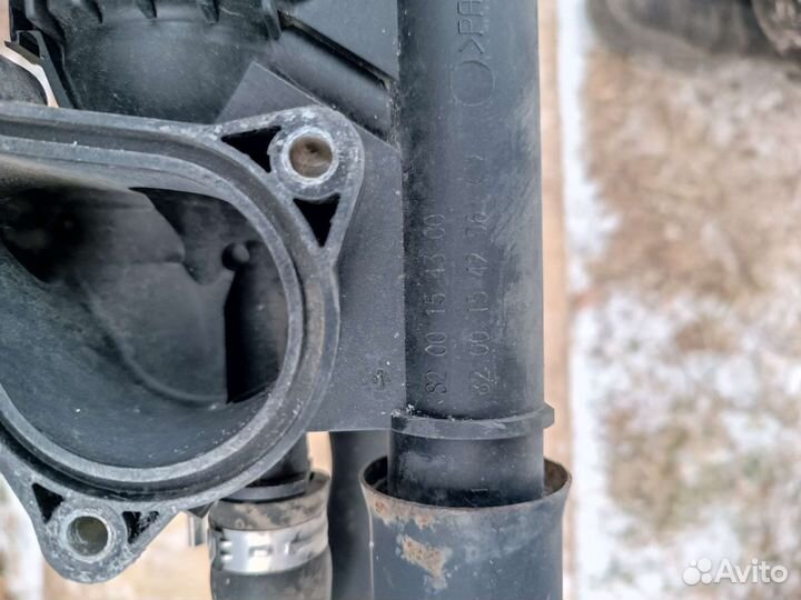 Корпус термостата Renault 8200154300