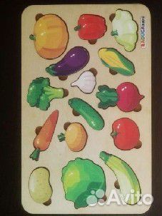 Рамка вкладыш овощи. Деревянные пазлы