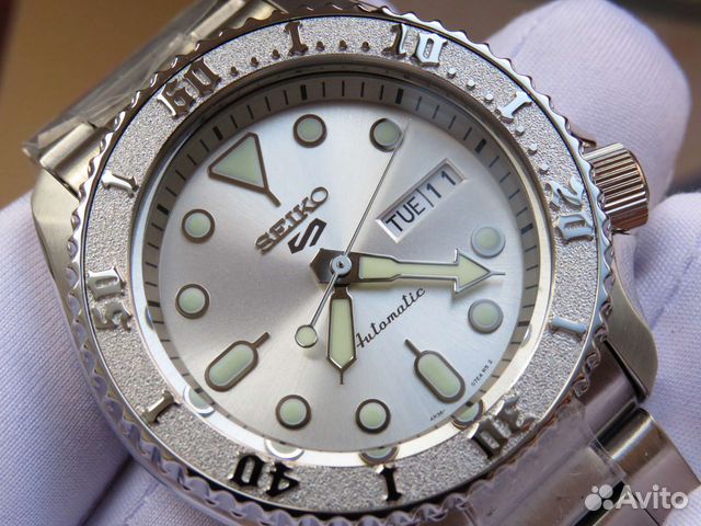 Часы Seiko (Сейко) 5 Sports Automatic Silver купить в Москве | Личные ...
