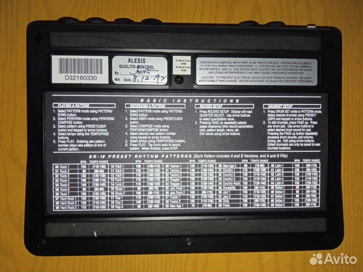 Драм-машина Alesis SR-16