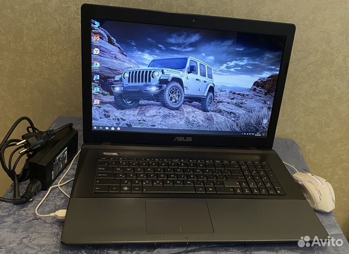 Мощный 17.3 дюймовый ноутбук Asus/A8/8gb/7600M/1TB