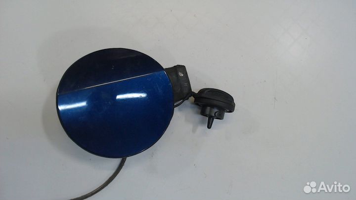 Лючок бензобака Volkswagen Tiguan, 2010