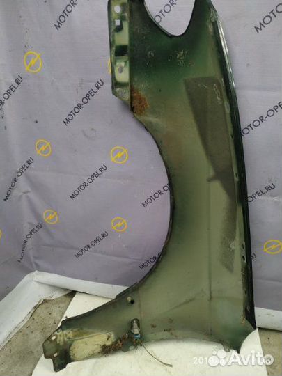 Крыло переднее правое Opel Omega B универсал 1999