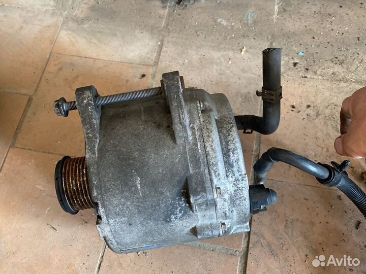 Audi q7 4l генератор