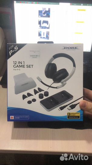 Набор аксессуаров dobe Game Pack 12в1 для PS5