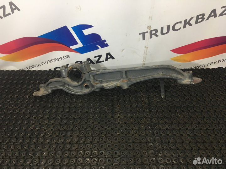 Кронштейн пневморессоры левый Mercedes-Benz Actros