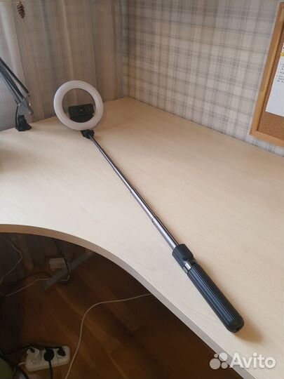 3в1: Монопод + селфи пульт + кольцевая подсветка