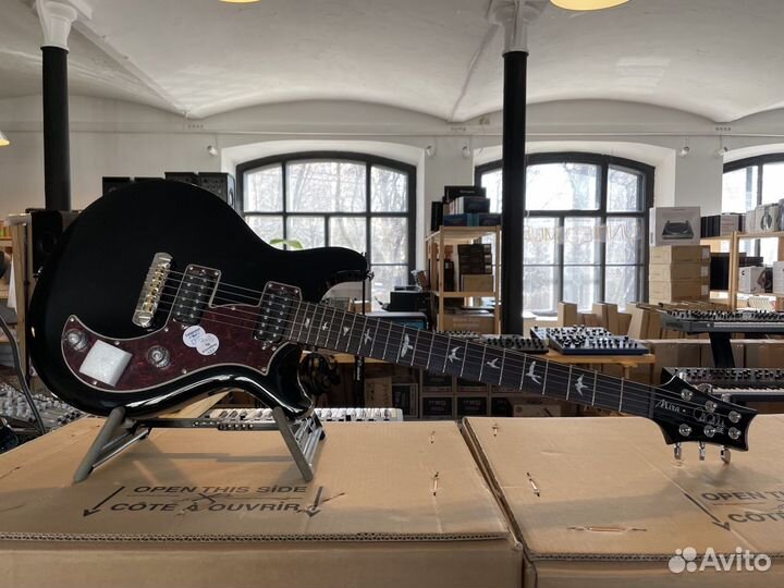 PRS SE Mira Black