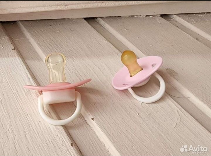 Набор : бутылочки / соски /ниблер /вкладыши