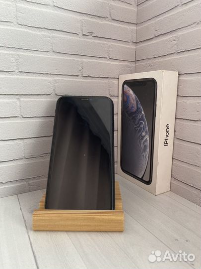 iPhone Xr, 64 ГБ